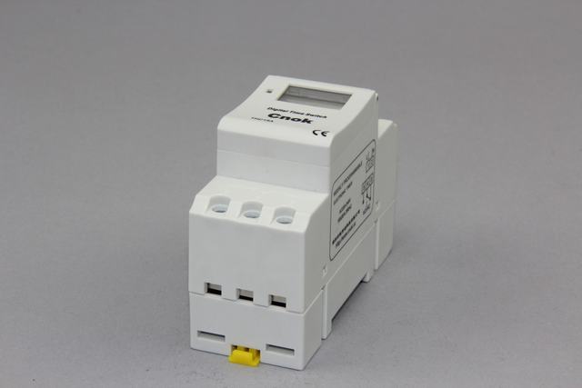 AHC15A LCD Weekly Programmable Timer Switch